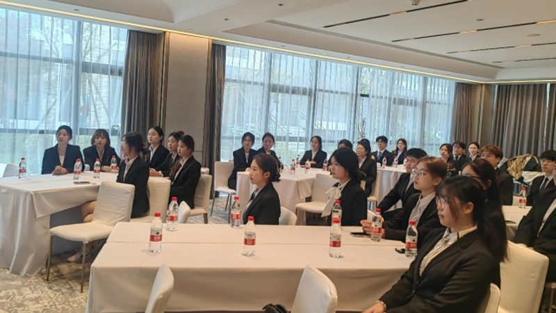 小标题：夏令营的初衷与意义